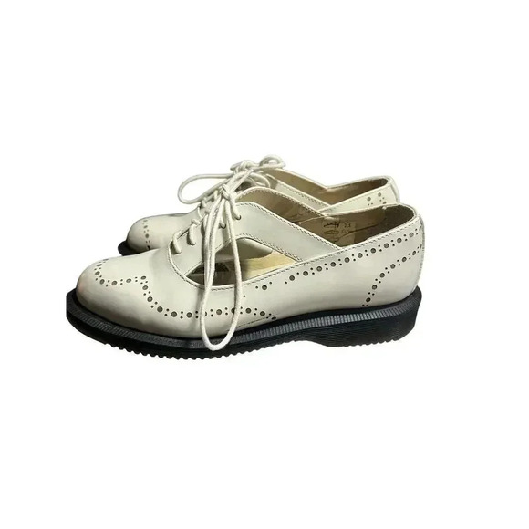 DR.MARTENS cream Kensington brogues “ruby” size 5 - Picture 2 of 12